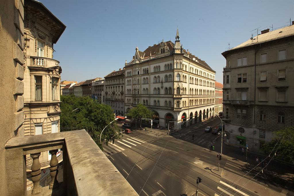 Westend Minihotel Pensión 3*