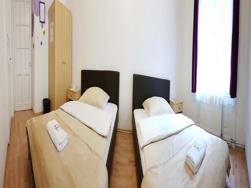 Westend Minihotel Pensión